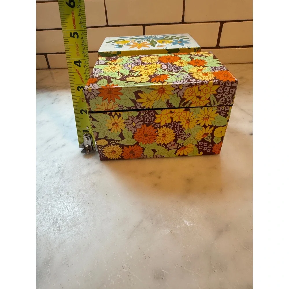 Vintage Floral Tin Storage Box‎ Syndicate Mfg Co Pennsylvania 1970s Retro